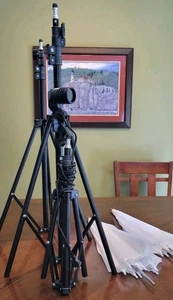 LIMOSTUDIO Lighting Kit 2 Umbrellas 3 Tripods & Soft Case (No Bulbs) - Picture 1 of 5