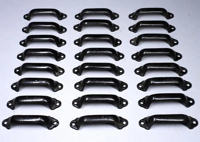 30- Tiradores antiguos de herrajes de gabinete de cajón de hierro pintado negro - 4 11/16" centro Foto 1 de 4