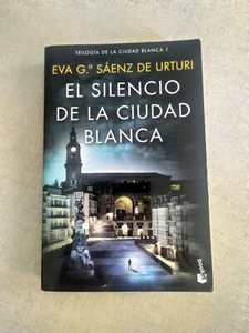 Libro El silencio de la ciudad blanca de Eva G.ª Sáenz de Urturi - Imagen 1 de 2