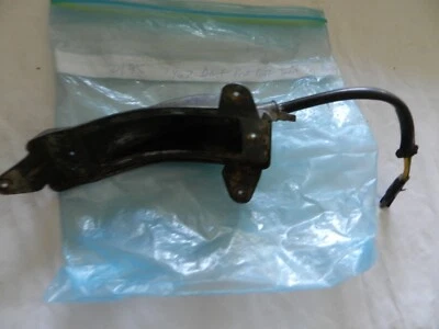 Carcasa intermitente delantera izquierda Dodge Dart Mopar 1974 usada Foto 1 de 4