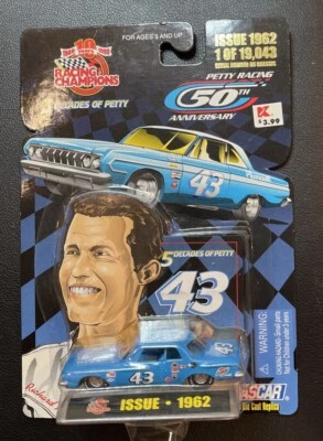 Racing Champions Petty 50th Ann.1/64th NASCAR Diecast Issue 1962 NOS - Lote 4-387 Foto 1 de 3