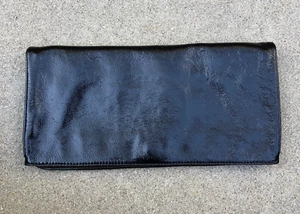 HOBO INTERNATIONAL Patent Leather Envelope Wallet Clutch Black Bag Black - Picture 1 of 13