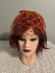 Sombrero Fascinator Naranja Vintage, Velo Lunares, 2 Lazos - Imagen 1 de 5