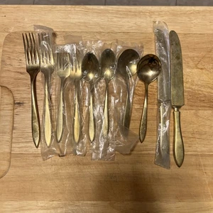 VTG Drilyte Dirigold Gold Flatware Dinner & Salad Fork Tea & Soup Spoon Knife - Picture 1 of 6