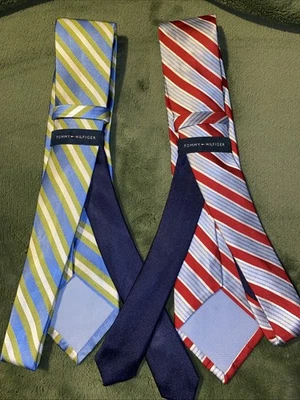 Tommy Hilfiger Lote de 2 Corbatas de Seda para Hombre Rayas Verde/Blanco/Azul y Rojo/Blanco/Azul Foto 1 de 3