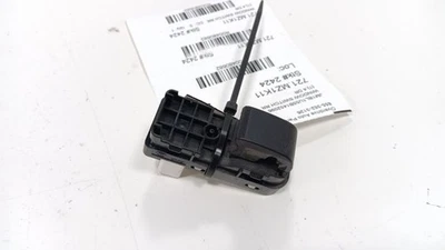 Mazda 3 Power Window Switch Right Passenger Rear 2010 2011 2012 2013 - Image 1 of 4
