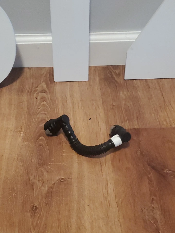 Manguera de respiración para Mercury Grand Marquis Ford Crown Victoria Lincoln Foto 1 de 4