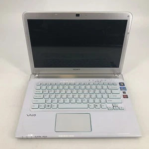 Microsoft Sony Vaio 14" White 2013 2.1GHz i7-3612QM 8GB 256GB HD 7600M Very Good - Picture 1 of 10
