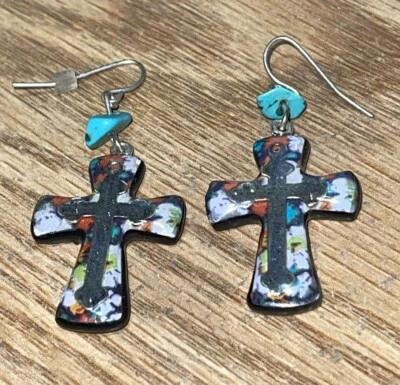 Pendientes Cruz resina con metal con astillas turquesa multicolor Foto 1 de 4