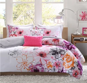 Intelligent Design Cassidy Floral Comforter Set w dec pillows King/ Cal King - Picture 1 of 3