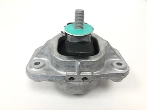 Original Range Rover/Sport RH/LH Motorhalterung LR105970 - Bild 1 von 5