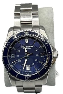Reloj Victorinox Swiss Army para hombre 241602 Maverick esfera azul marino 43 mm - Imagen 1 de 15