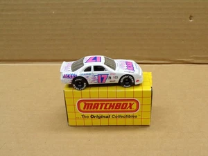 VINTAGE MATCHBOX MB7 FORD T-BIRD STOCK CAR MAUI GRAFIK ~ AUTO DATIERT 1992 ~ NOS - Bild 1 von 5