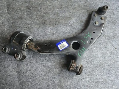 Brazo de control inferior delantero izquierdo lado del conductor OEM Volvo S40 V50 C70 C30 2005-2013 Foto 1 de 4