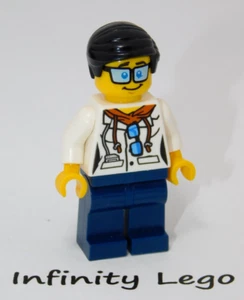 LEGO City Jungle Scientist with Glasses Minifigure Jungle Starter (60157) - Picture 1 of 3