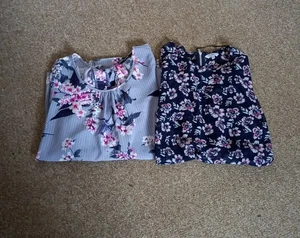 Ladies Long Sleeve Floral Tops x 2 Size 10 New Look / George Navy/light Blue - Picture 1 of 11