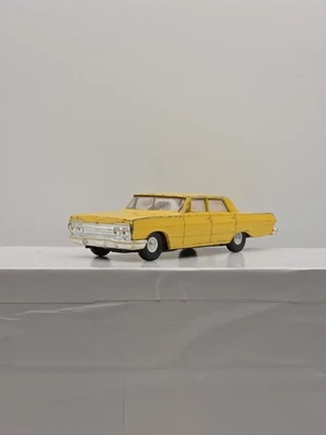 "DINKY 57/003 ""CHEVROLET IMPALA"" ЗОЛОТОЙ." ВИНТАЖ. ПОЛНЫЙ КОМПЛЕКТ. ГОНКОНГ. - Изображение 1 из 4