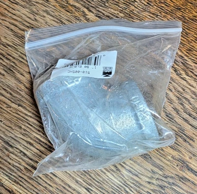 Mueller Industries 1" 90° Elbow Galvanized Steel Female (510-005HC) - Image 1 of 4