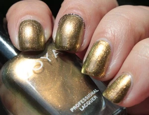 Zoya Nail Polish - AGGIE - Gold Metal Effect ZP811 - Flat rate post $8.95 - Picture 1 of 1