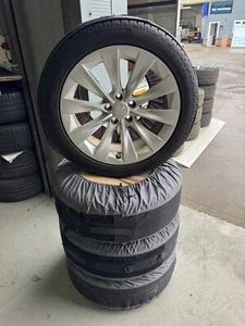 Tesla Model X 20” Slipstream 10 Spoke Alloy Wheels With Winter Tyres And Bags - Picture 1 of 3