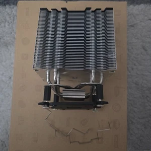 Enfriador de torre Cryorig H7 para CPU Intel y AMD, disipador de calor usado solamente - Imagen 1 de 2