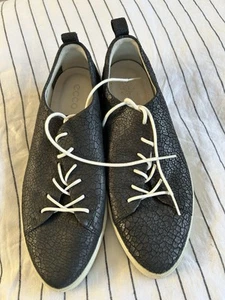 ecco Navy Leather Flats Sz39 - Picture 1 of 3