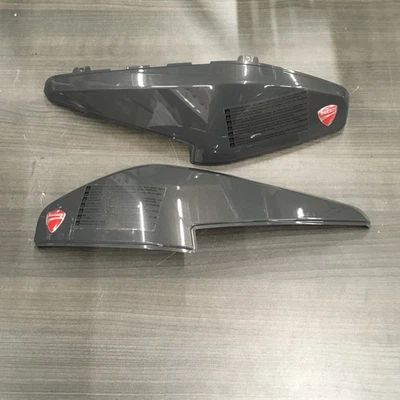 JUEGO BOLSAS LATERALES FUNDA MULTISTRADA 950/1200 MS960 GRIS DUCATI OEM 96781741AA 19B Foto 1 de 4