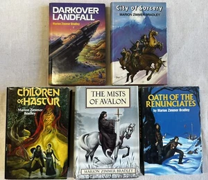 Book Lot: 5 Vintage Marion Zimmer Bradley Hardcover Novels Free Shipping - Picture 1 of 6