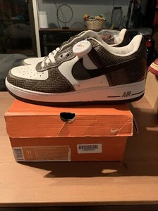 Nike Air Force One Low Baroque Brown Snakeskin Uomo 2004 Taglia 11 309096-121 Nuove - Foto 1 di 7