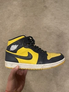 Size 12 - Jordan 1 Mid Michigan - Picture 1 of 1