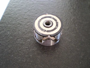 CB 650 750 900 F BOL DOR KZ C ROTOR LICHTMASCHINE CB750 CB900 NEU LIMA sc01 sc09 - Picture 1 of 1
