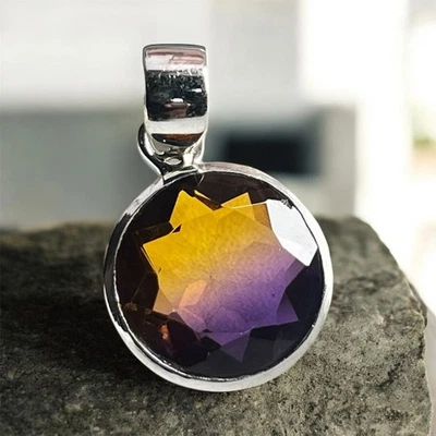 Colgante de cabujón de labradorita, joyería de plata de ley, colgante de diseñador hecho a mano Foto 1 de 4