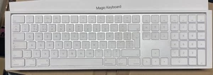 Apple Magic Keyboard with Numeric Keypad - British English - Photo 1/3