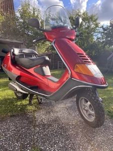 Piaggio Roller mit brandneuer Batterie, 15PS (11480Km) - Bild 1 von 13