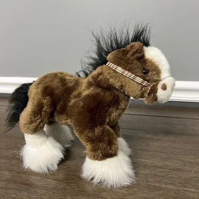 Ganz Brown Clydesdale con felpa nupcial Foto 1 de 4