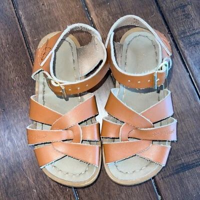 Sandalias tejidas originales de agua salada para niños en marrón, talla 8 Foto 1 de 4