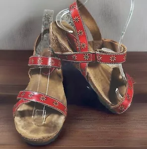 Handcrafted SPRING STEP L'ARTISTE Sandals Women Size 40 /US 8 Red Leather Floral - Picture 1 of 8