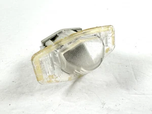 Luz de matrícula con enchufe de lente Honda Civic 2001-2011 34101S5AA01 OEM 1B1240 - Imagen 1 de 3
