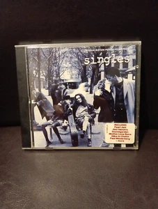 Singles - Original Motion Picture Soundtrack - (CD, 1992) Pearl Jam, Hendrix - Picture 1 of 3