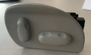 03-07 CADILLAC SRX RIGHT FRONT SEAT SWITCH BUTTONS & TRIM 12450264 OEM - Picture 1 of 8