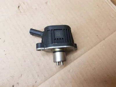 Volkswagen Golf VII 2018 Benzin Nockenwelle Vanos Timing Solenoid Ventil ROC3050 - Image 1 of 4