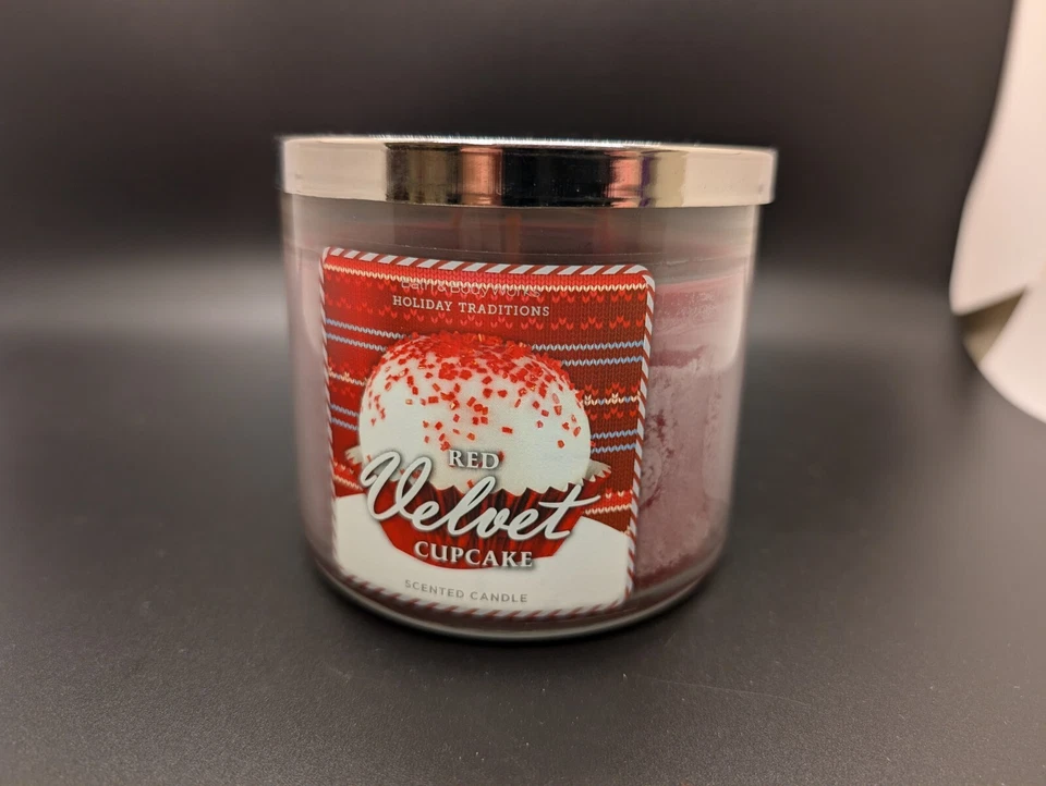 Bath & and Body Works Home 14.5 oz scented Candle 3 Wick Red Velvet Cupcake