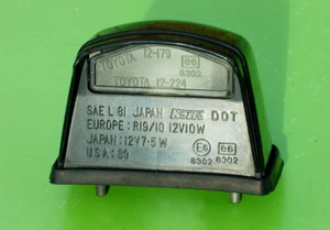 TOYOTA COROLLA 84-87 REAR LICENSE PLATE LIGHT ASSY 81270-80009 OEM MR2 SPRINTER - Picture 1 of 7