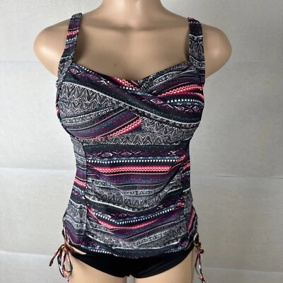 Merona Women's Tankini Swimsuit Top Multicolor Padded size small - Image 1 of 4