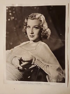 GERTRUDE MICHAEL 1935 GESTEMPELT PRESSEFOTO AUTOUNFALL GOLDEN AGE SCHAUSPIELERIN 8X10 - Bild 1 von 12