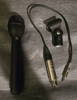 EV Electro Voice RE50B Dynamic Omnidirectional Microphone w/ Case & 3.5mm Connec - Image 1 of 4