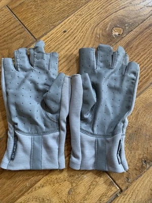 Mont Bell Lightweight Fingerless Gloves Medium - Image 1 of 4