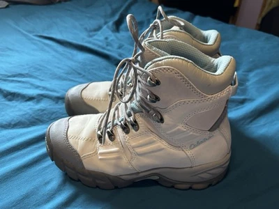 Cabelas Avalanche DryPlus Botas de Senderismo para Mujer 8D Blanco Gris Aislado Invierno Foto 1 de 4