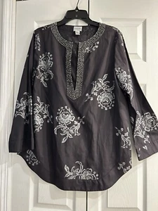 Chico's schwarz & grau Blumen Seidenmischung Kaftan Perlen Tunika ~ Größe 1 ~ 40 Brustumfang ~ 29 lang - Bild 1 von 10