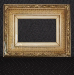 American 1870s Hudson River ornamental cove frame 7 by 11 FOR RESTORATION - Picture 1 of 16